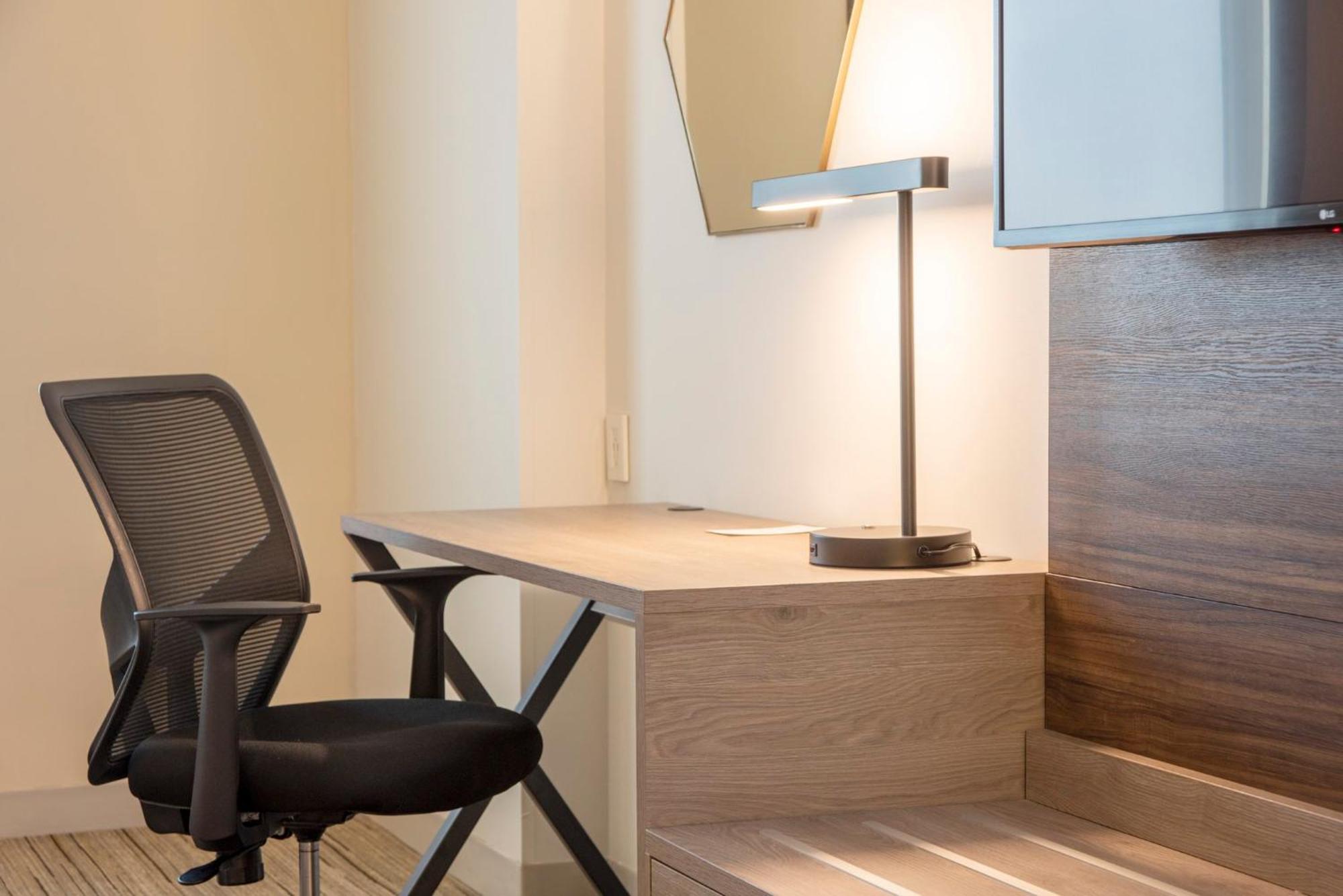 Holiday Inn Express Guadalajara Iteso By Ihg Сапопан Экстерьер фото