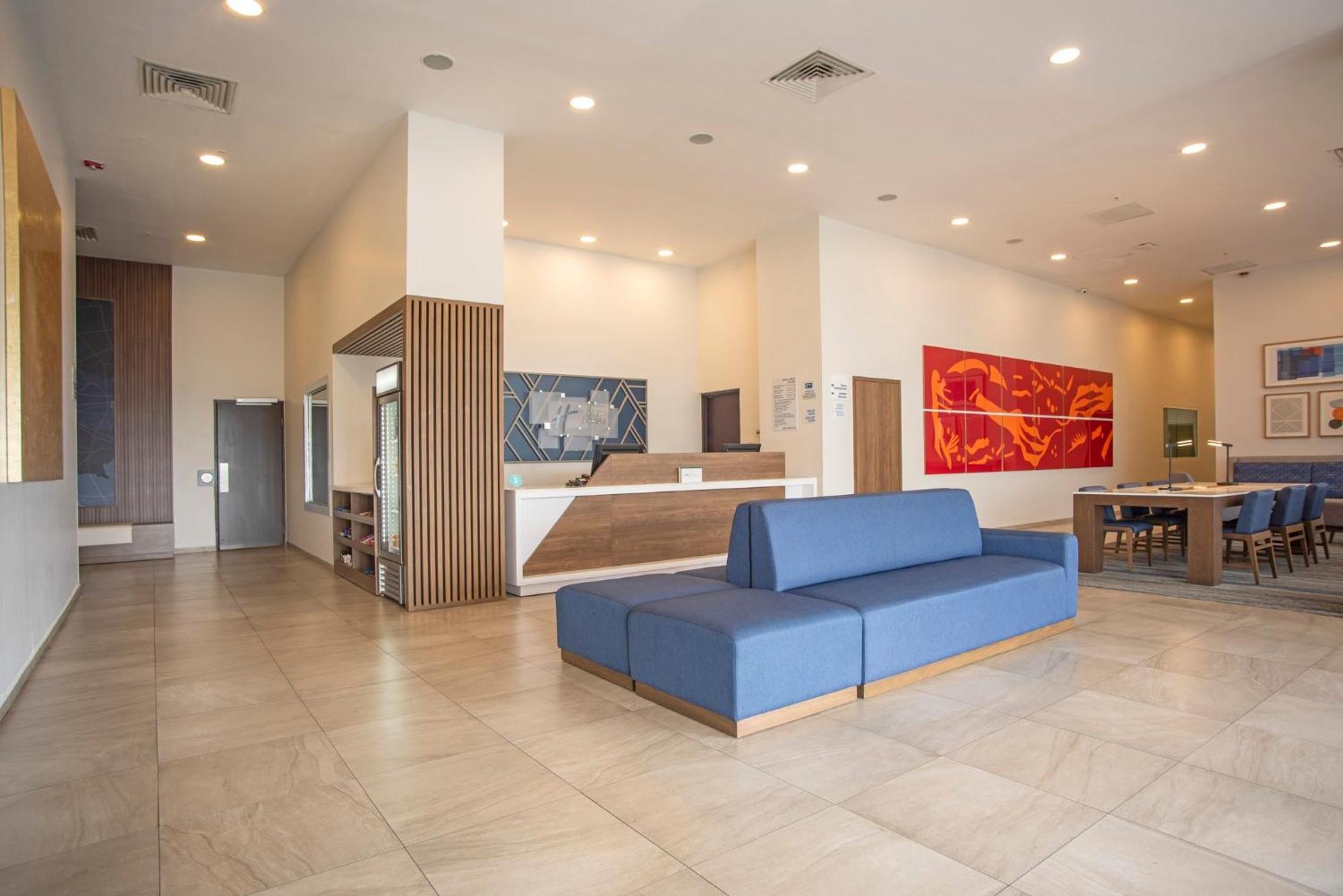 Holiday Inn Express Guadalajara Iteso By Ihg Сапопан Экстерьер фото