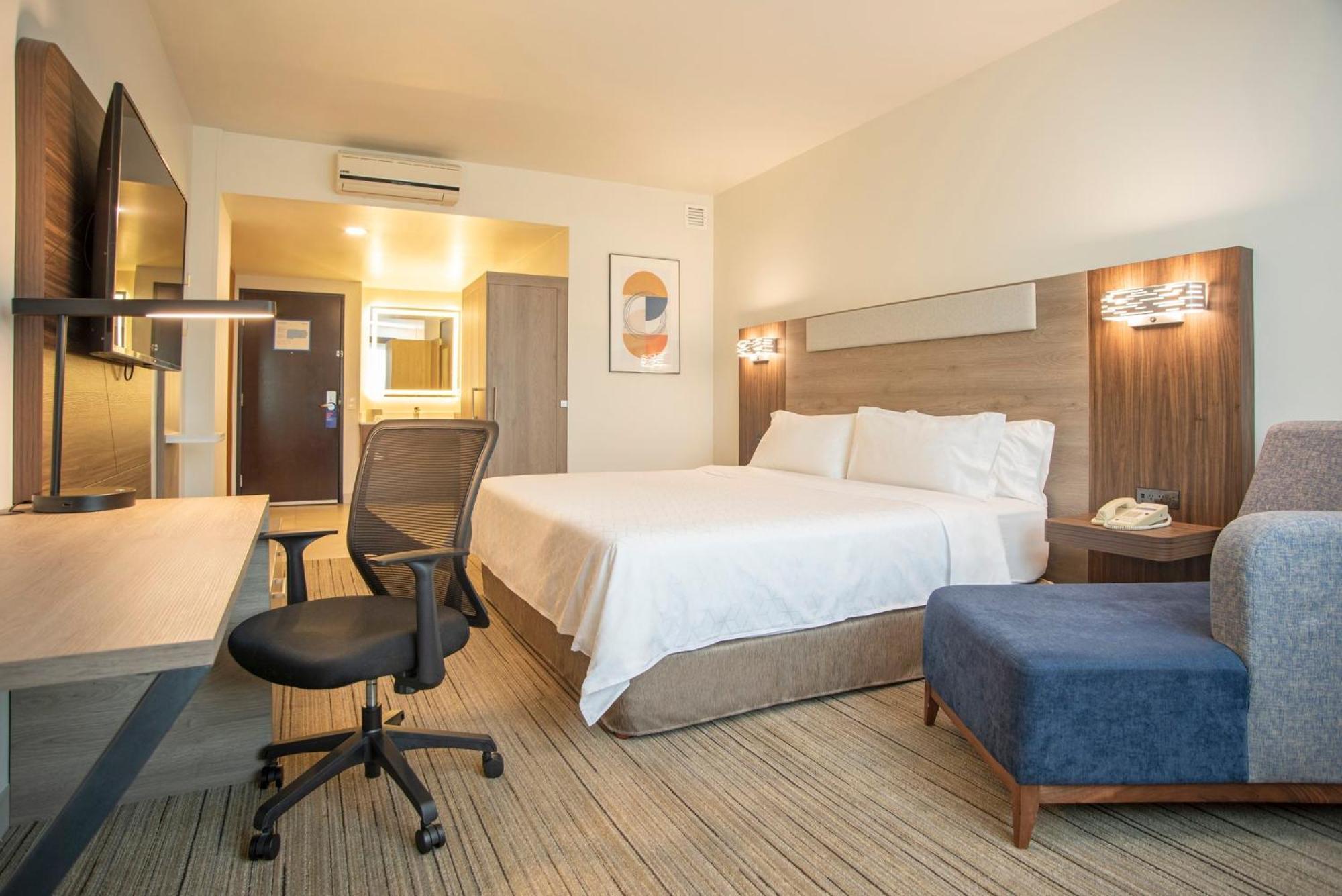 Holiday Inn Express Guadalajara Iteso By Ihg Сапопан Экстерьер фото